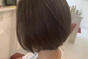 💫後ろ姿で魅せる！（顔周りも）軽やかなくびれレイヤー【you & i hair design】