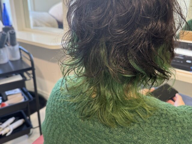 インナーカラーグリーン