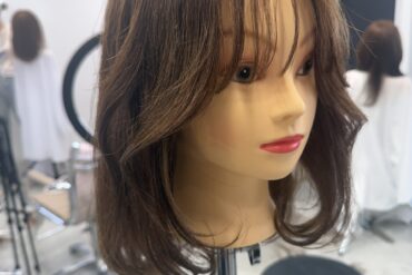 【軽やかに動く】毛先のハネ感が可愛いくびれレイヤースタイル🌰