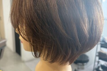 【大人の前下がりボブ】首元すっきり、ツヤ感のある上品なショートボブ👘