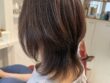 後頭部に丸みを残し襟足に動きをつけたレイヤースタイル