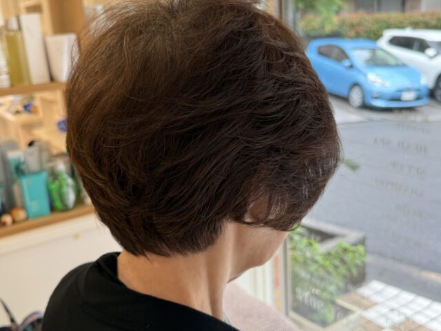 70代・80代におすすめの後頭部に丸みをつけたショートパーマ